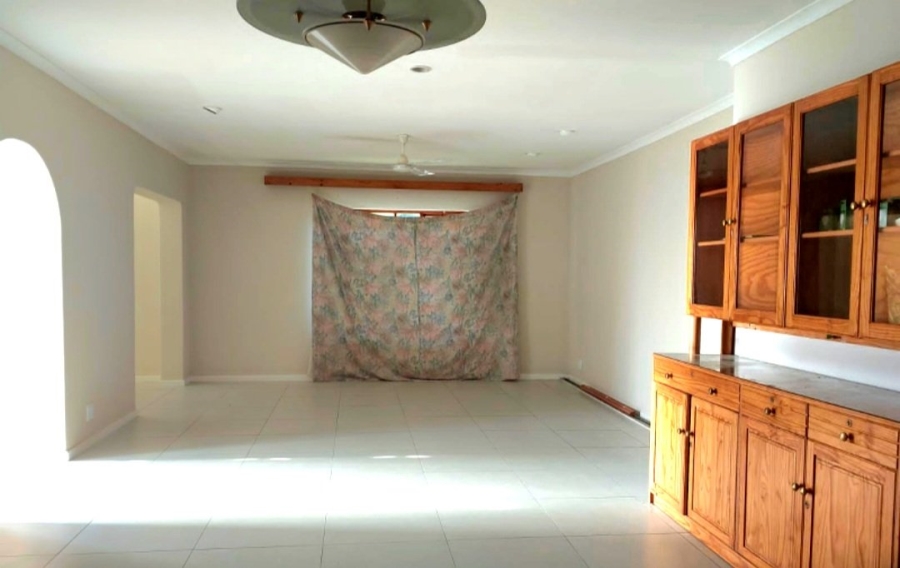 3 Bedroom Property for Sale in Uitenhage Central Eastern Cape
